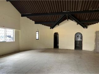 Foto 3 de Sangolqui, Bodega, 94 m2, 1 ambiente, 1 baño