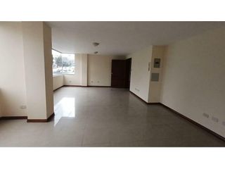 Foto 13 de La Luz, Local Comercial, 300 m2, 5 ambientes, 5 baños, 3 parqueaderos