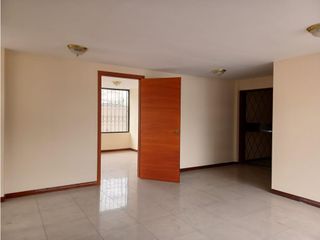 Foto 10 de La Luz, Local Comercial, 300 m2, 5 ambientes, 5 baños, 3 parqueaderos
