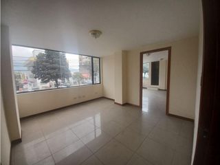 Foto 2 de La Luz, Local Comercial, 300 m2, 5 ambientes, 5 baños, 3 parqueaderos