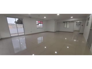 Foto 15 de La Granja, Casa comercial, 400 m2, 8 ambientes, 3 baños, 2 parqueaderos