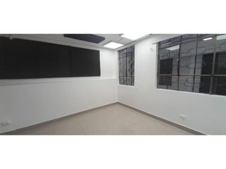 Foto 14 de La Granja, Casa comercial, 400 m2, 8 ambientes, 3 baños, 2 parqueaderos