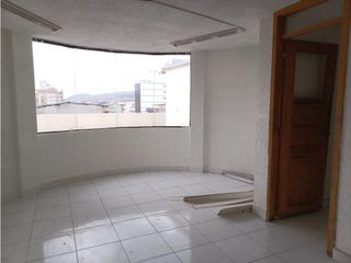 Foto 8 de Mariana de Jesús, Local, 150 m2, 2 ambientes, 3 baños, 1 parqueadero
