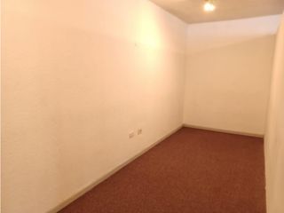 Foto 11 de Mariana de Jesús, Local, 180 m2, 4 ambientes, 2 baños, 1 parqueadero