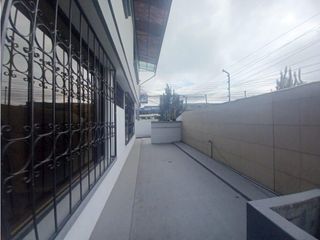 Foto 17 de La Luz, Oficina, 50m2, 1 ambiente, 1 baño, 1 parqueadero