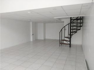 Foto 2 de Quito Tenis, Local duplex, 100 m2, 3 ambientes, 1 baño