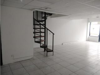 Foto 3 de Quito Tenis, Local duplex, 100 m2, 3 ambientes, 1 baño