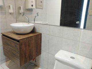 Foto 6 de Quito Tenis, Local duplex, 100 m2, 3 ambientes, 1 baño