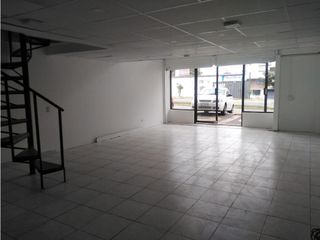 Foto 1 de Quito Tenis, Local duplex, 100 m2, 3 ambientes, 1 baño