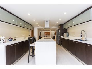 Foto 17 de Campo Alegre, Mansión, 1000 m2, 4 habitaciones, 7 baños, 5 parqueaderos