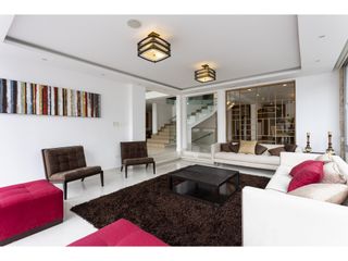 Foto 6 de Campo Alegre, Mansión, 1000 m2, 4 habitaciones, 7 baños, 5 parqueaderos