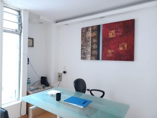 Foto 4 de Mariana de Jesús, Oficina, 15 m2, 1 ambiente, baños comunales