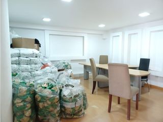 Foto 7 de Mariana de Jesús, Oficina, 25 m2, 1 ambiente, baños compartidos