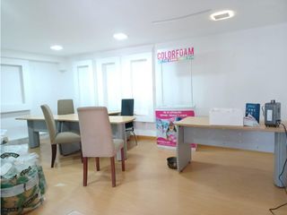 Foto 1 de Mariana de Jesús, Oficina, 25 m2, 1 ambiente, baños compartidos
