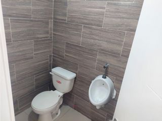 Foto 4 de Gaspar de Villarroel, Local en renta, 150 m2, 3 ambientes, 2 baños