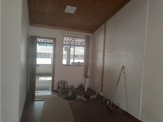 Foto 2 de La Pradera, Oficina en renta, 70 m2, 3 ambientes, 1 baño, 1 parqueadero