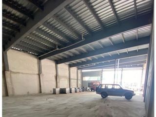 Foto 6 de Legarda, Galpón en renta, 700 m2, 1 ambiente, 1 baño, 7 parqueaderos