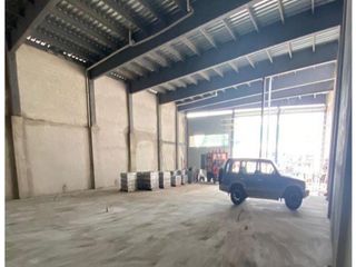 Foto 8 de Legarda, Galpón en renta, 800 m2, 1 ambiente, 1 baño, 7 parqueaderos