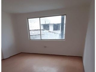 Nayón, Casa Comercial en renta, 270 m2, 15 ambientes, 6 baños, 2 parqueaderos