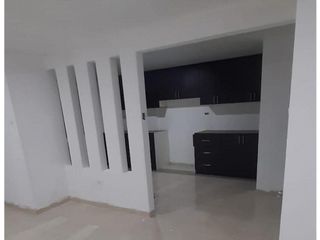 Nayón, Casa Comercial en renta, 270 m2, 15 ambientes, 6 baños, 2 parqueaderos