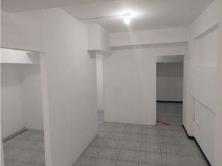 Foto 7 de El Batán, Local en renta, 115 m2, 4 ambientes, 1 baño, 2 parqueaderos