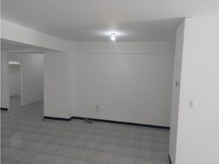 Foto 8 de El Batán, Local en renta, 115 m2, 4 ambientes, 1 baño, 2 parqueaderos