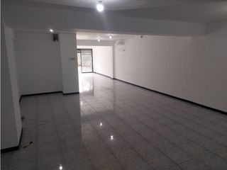 Foto 1 de El Batán, Local en renta, 115 m2, 4 ambientes, 1 baño, 2 parqueaderos