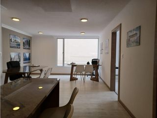 Ponceano, Suite en venta, 60 m2 1 habitación, 1 baño, 1 parqueadero