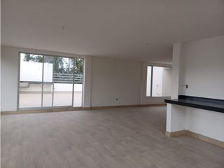 Ponceano, Suite en venta, 60 m2 1 habitación, 1 baño, 1 parqueadero