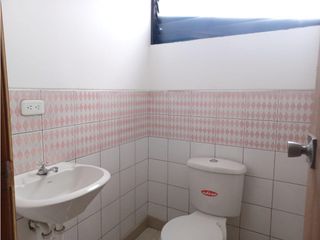 Foto 8 de Mañosca, Oficina en renta, 60 m2, 2 ambientes, 2 baños, 1 parqueadero
