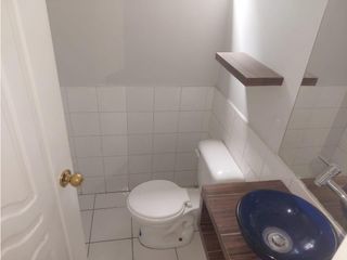 Foto 5 de Cotocollao, Oficina en renta, 48 m2, 2 ambientes, 1 baño