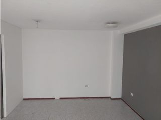 Foto 10 de Cotocollao, Oficina en renta, 48 m2, 2 ambientes, 1 baño