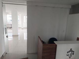 Foto 12 de Gaspar de Villarroel, Oficina en renta, 100 m2, 2 ambientes, 1 baño, 1 parqueadero