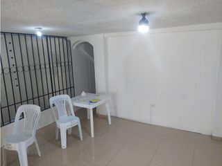 Foto 3 de Gaspar de Villarroel, Oficina en renta, 100 m2, 2 ambientes, 1 baño, 1 parqueadero