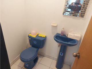 Foto 11 de Gaspar de Villarroel, Oficina en renta, 100 m2, 2 ambientes, 1 baño, 1 parqueadero
