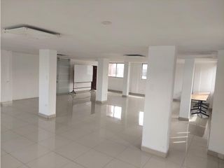 Foto 9 de Gaspar de Villarroel, Oficina en renta, 100 m2, 2 ambientes, 1 baño, 1 parqueadero