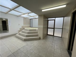 Foto 11 de República de El Salvador, Local en renta, 100 m2, 4 ambientes, 3 baños, 1 parqueadero