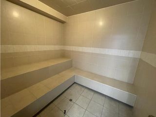 Foto 16 de República de El Salvador, Local en renta, 100 m2, 4 ambientes, 3 baños, 1 parqueadero