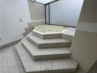 Foto 21 de República de El Salvador, Local en renta, 100 m2, 4 ambientes, 3 baños, 1 parqueadero