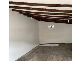Foto 3 de Rumipamba, Local Comercial en renta, 2 ambientes, 1 baño