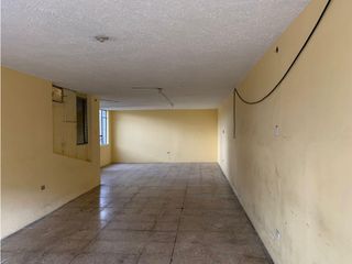 Foto 2 de Las Acacias, Local Comercial en renta, 90 m2, 2 ambientes, 1 baño, 2 parqueaderos