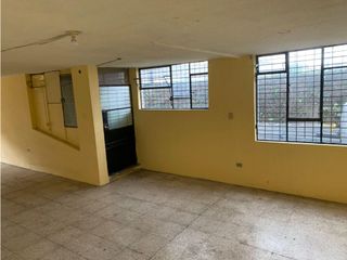 Foto 13 de Las Acacias, Local Comercial en renta, 90 m2, 2 ambientes, 1 baño, 2 parqueaderos
