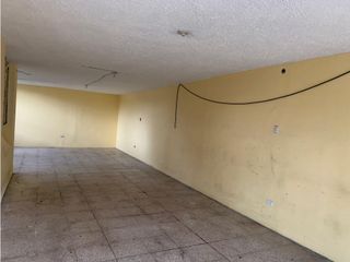 Foto 14 de Las Acacias, Local Comercial en renta, 90 m2, 2 ambientes, 1 baño, 2 parqueaderos