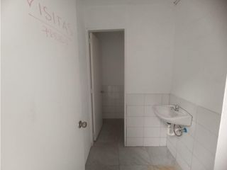 Foto 9 de El Condado, Galpón en renta, 322 m2, 2 ambientes, 1 baño, 1 parqueadero