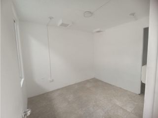 Foto 13 de El Condado, Galpón en renta, 322 m2, 2 ambientes, 1 baño, 1 parqueadero