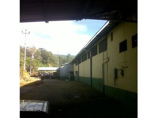 Foto 9 de Amaguaña, Galpón en renta, 2000 m2, 3 ambientes, 2 baños, parqueaderos