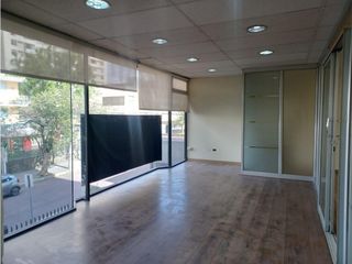 La Mariscal, Oficina en renta, 142 m2, 3 ambientes, 2 baños, 1 parqueadero