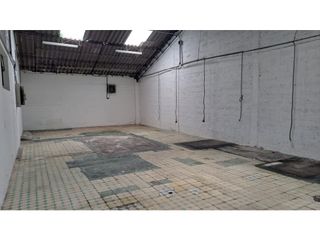 Foto 10 de La Kennedy, bodega en renta, 175 m2, 5 ambientes, 2 baños, 1 parqueadero