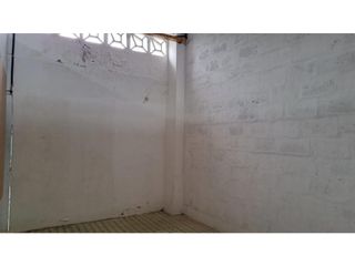 Foto 6 de La Kennedy, bodega en renta, 175 m2, 5 ambientes, 2 baños, 1 parqueadero