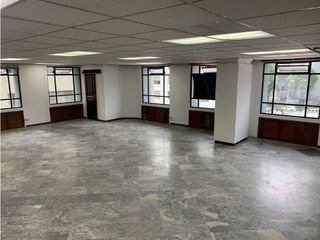 Foto 8 de La Paz, Oficina en renta, 160 m2, 5 ambientes, 2 baños, 1 parqueadero
